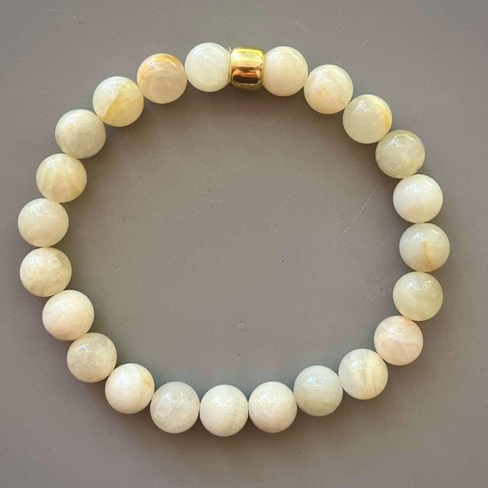 Elegant Yellow Moonstone Handcrafted Beaded Bracelet